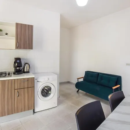 Nice In Apartmán